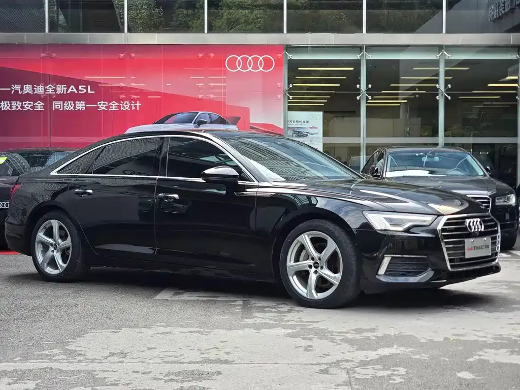 Audi A6L 2022 из CN, фото 4