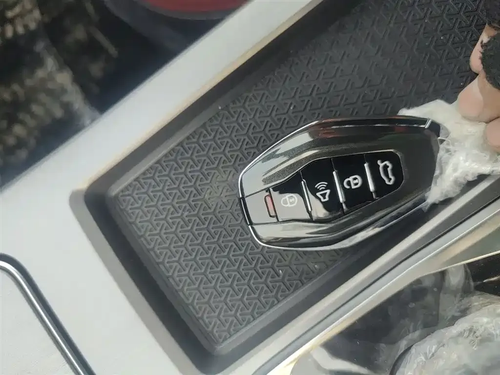 Jetour X70 PLUS — фото 9