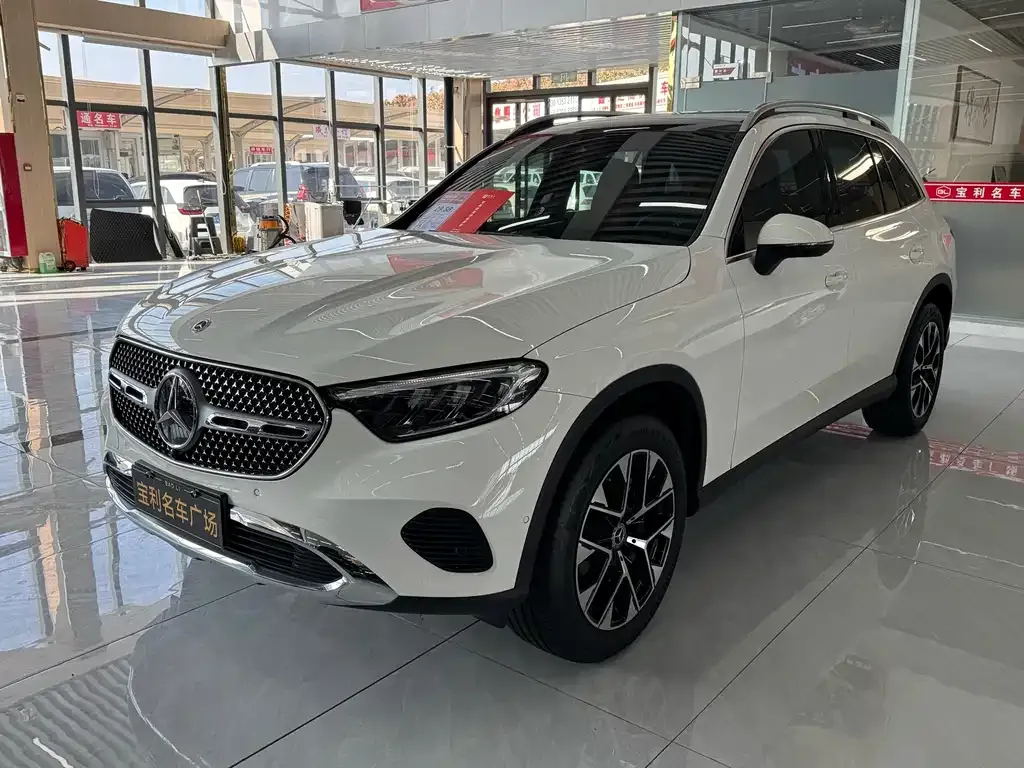 Mercedes-Benz GLC 2023 из CN, фото 3