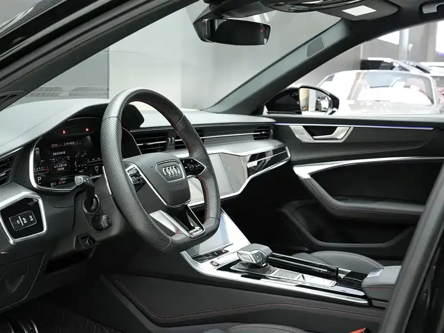 Audi RS 6 2023 из CN, фото 8