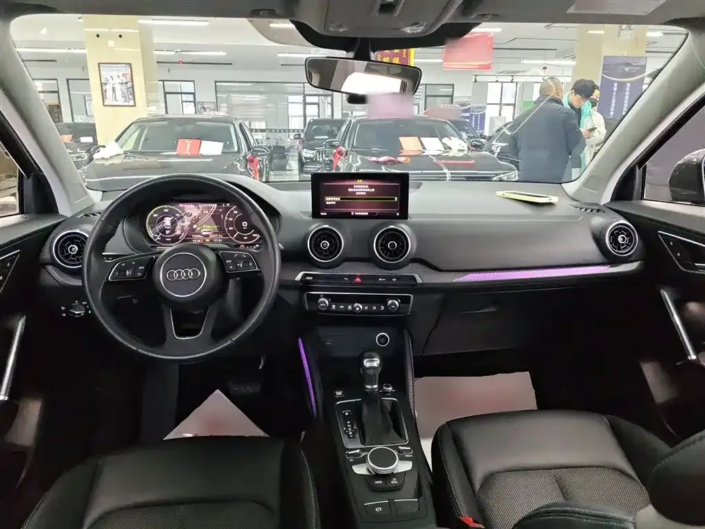 Audi Q2L e-tron 2021 из CN, фото 10