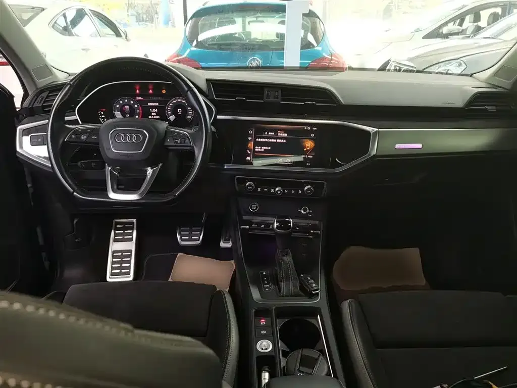 Audi Q3 2021 из CN, фото 10