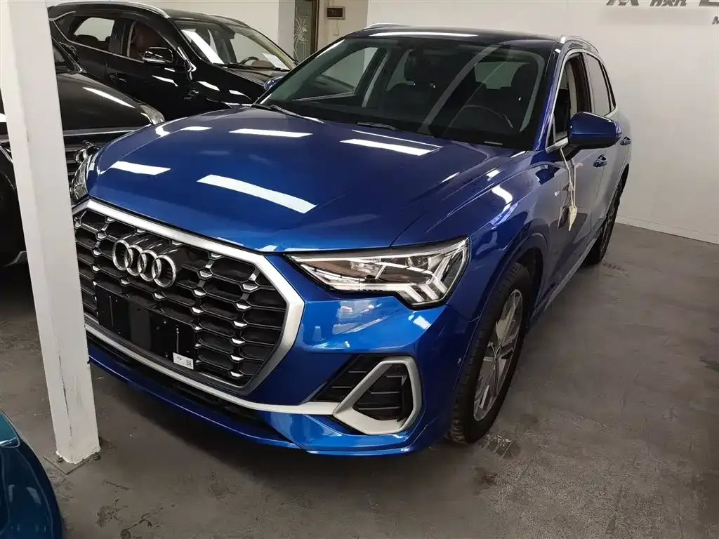 Audi Q3 2021 из CN, фото 2