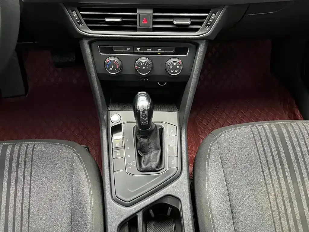 Volkswagen Tharu 2022 из CN, фото 5