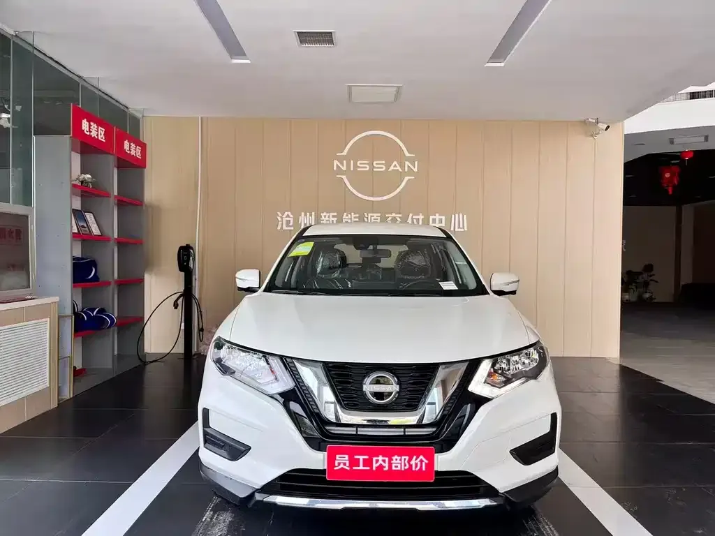 Nissan X-Trail 2025 из CN, фото 2