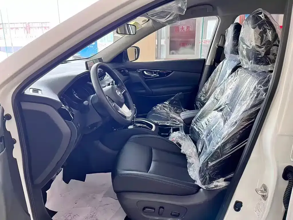 Nissan X-Trail 2025 из CN, фото 4