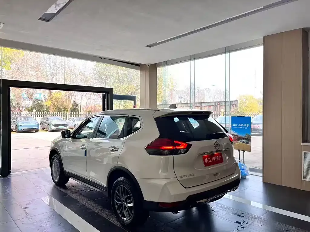 Nissan X-Trail 2025 из CN, фото 7