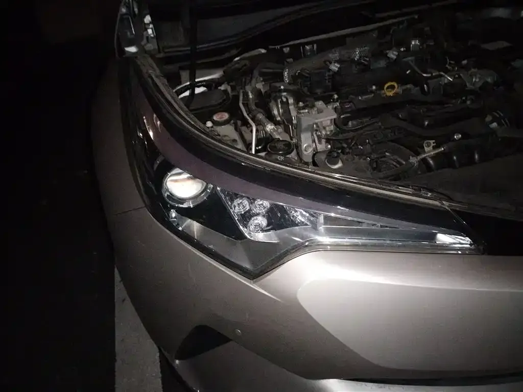 Toyota C-HR 2021 из CN, фото 8