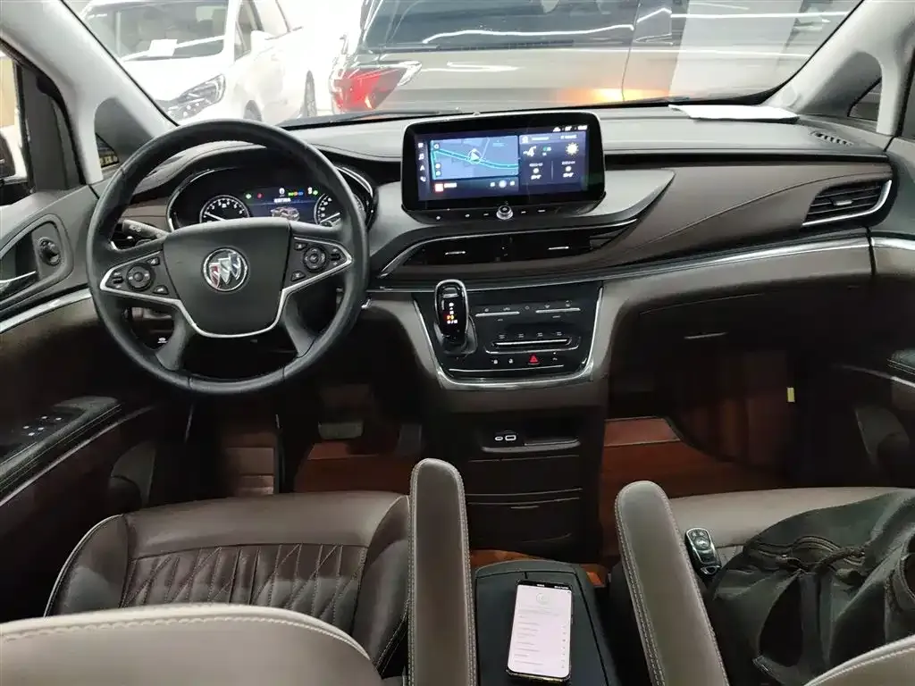 Buick GL8 2022 из CN, фото 10