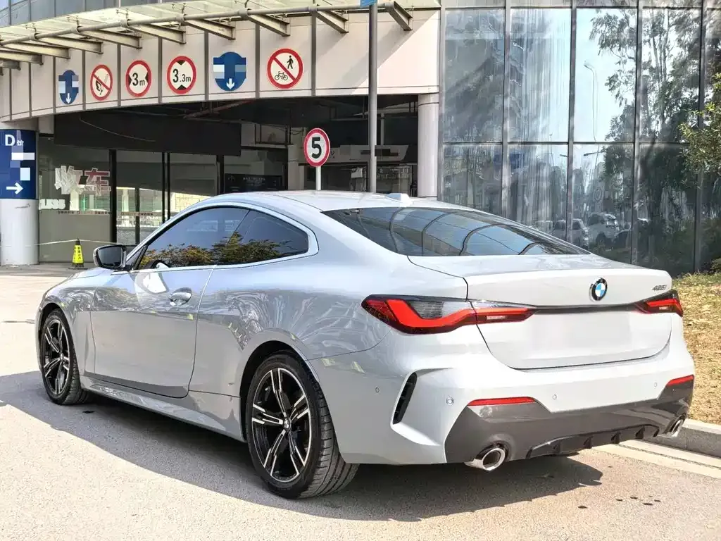 BMW 4 Series 2023 из CN, фото 8