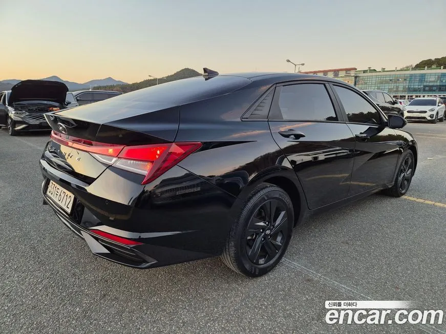 Hyundai AVANTE 2023 из KR, фото 6
