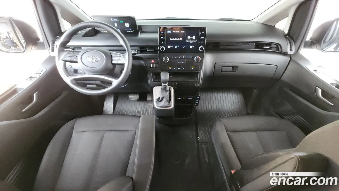 Hyundai Staria 2023 из KR, фото 7