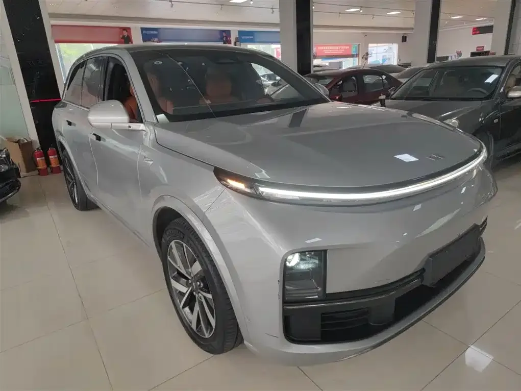 Li Auto L8 2023 из CN, фото 4