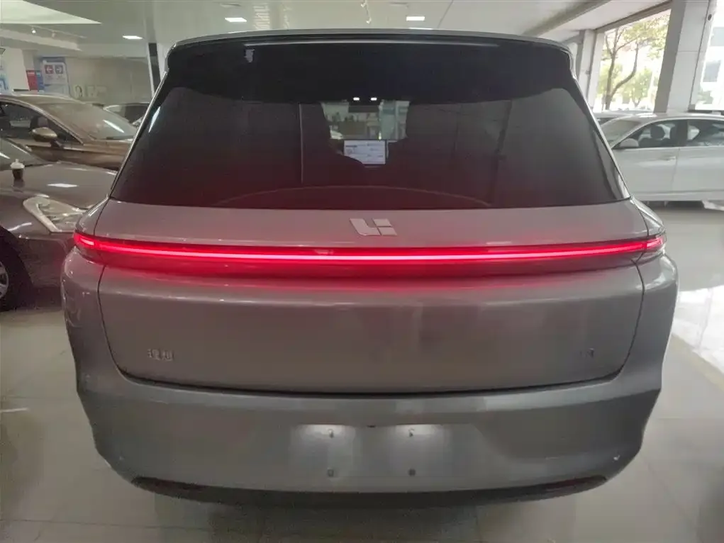 Li Auto L8 2023 из CN, фото 6