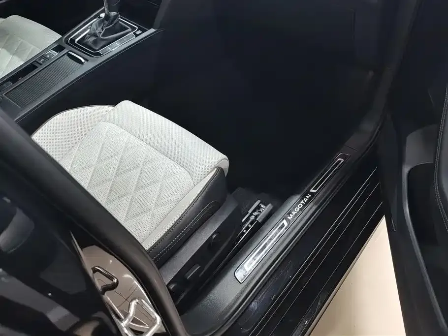 Volkswagen Magotan 2024 из CN, фото 8