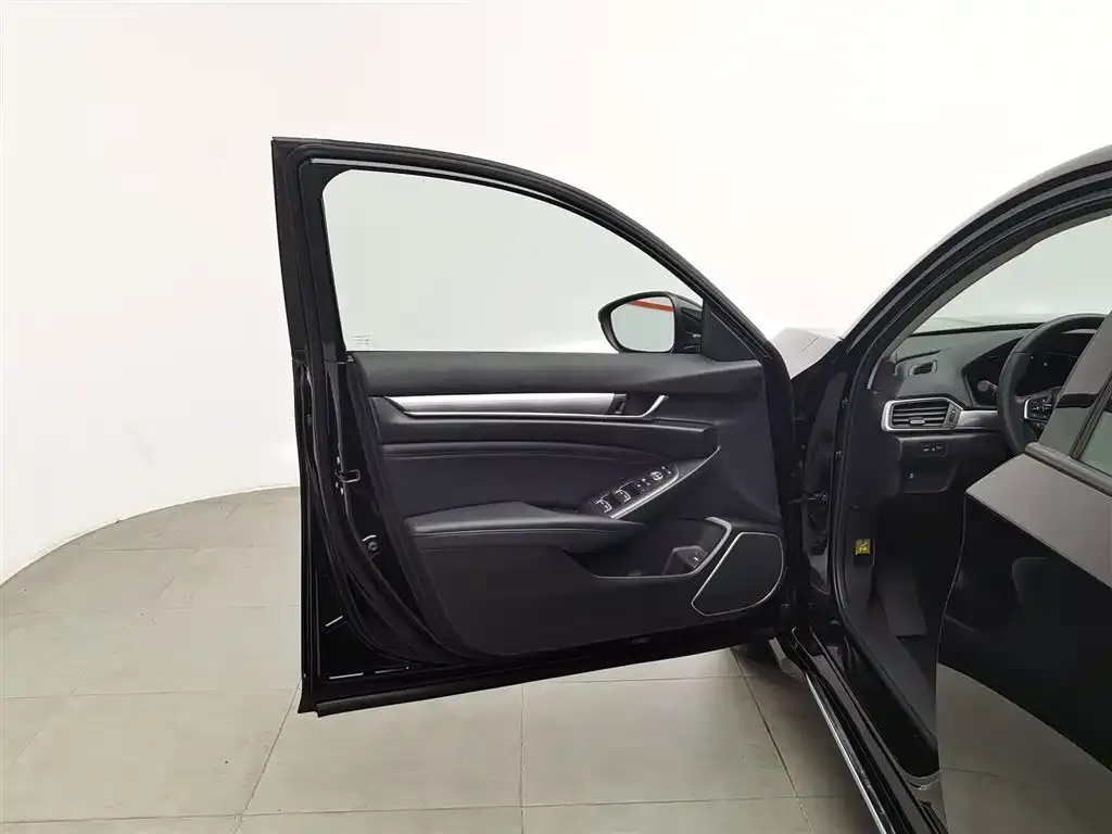 Honda Accord 2022 из CN, фото 8