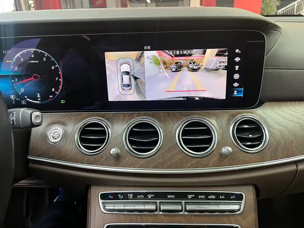 Mercedes-Benz E-Class 2023 из CN, фото 6