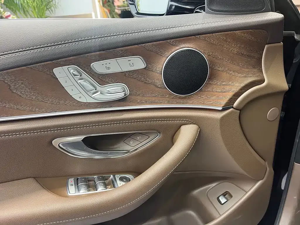 Mercedes-Benz E-Class 2023 из CN, фото 7