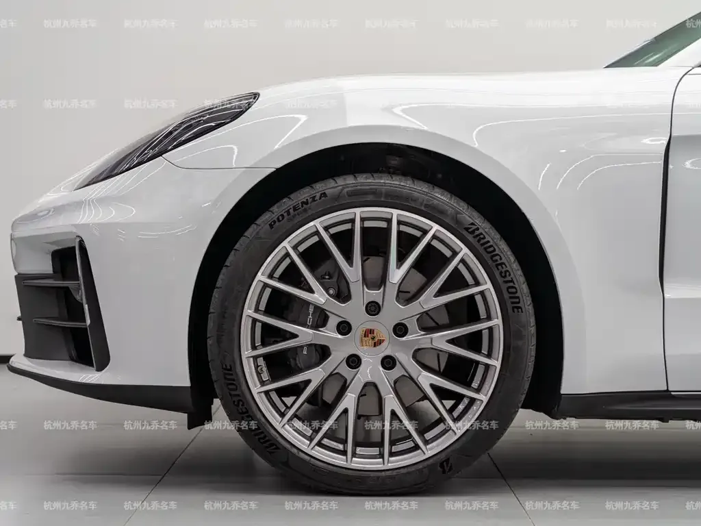 Porsche Panamera 2024 из CN, фото 6