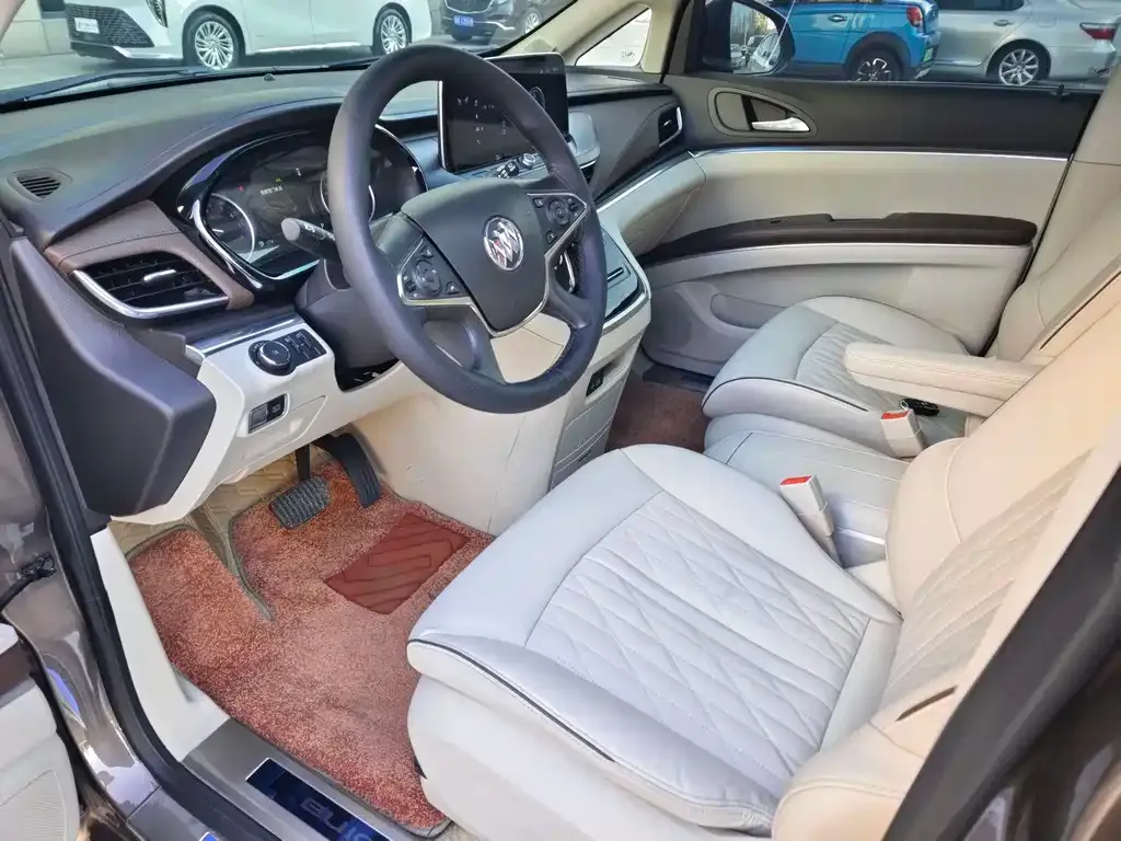 Buick GL8 2022 из CN, фото 10