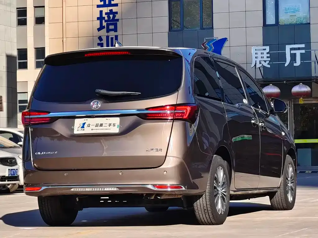 Buick GL8 2022 из CN, фото 7