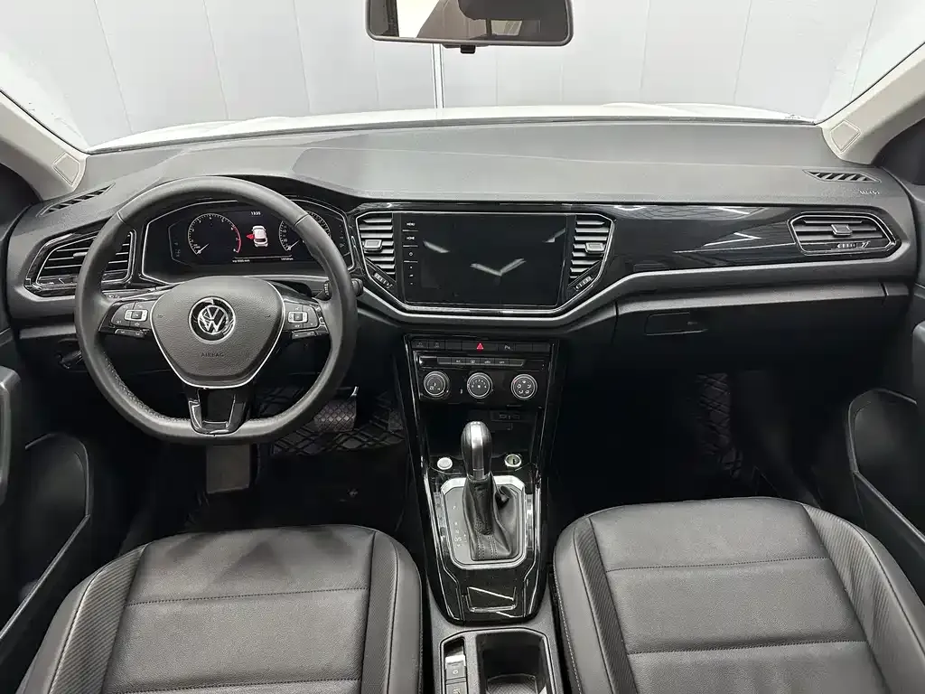 Volkswagen T-Roc 2023 из CN, фото 6