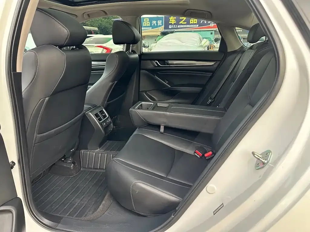 Honda Accord 2022 из CN, фото 5