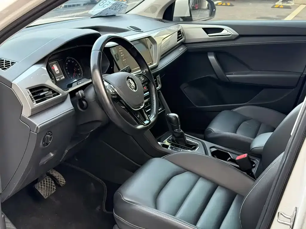 Volkswagen Tharu New Energy 2021 из CN, фото 4