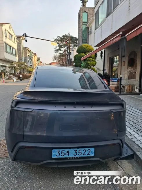 Tesla Model Y 2025 из KR, фото 4