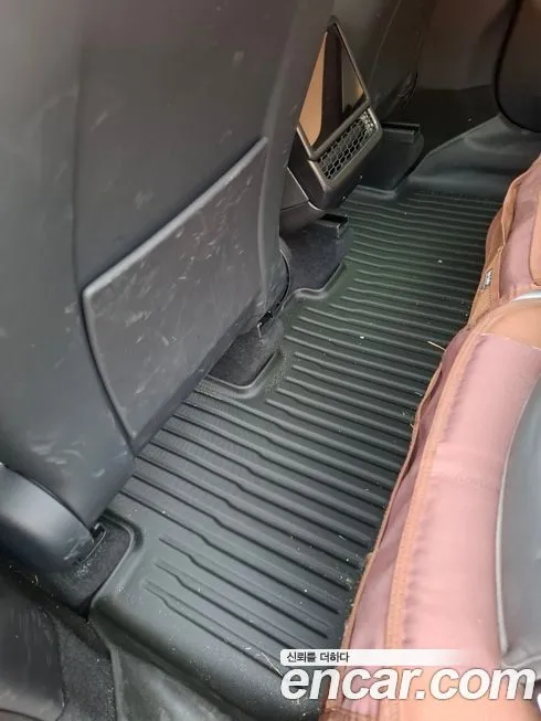 Tesla Model Y 2025 из KR, фото 6
