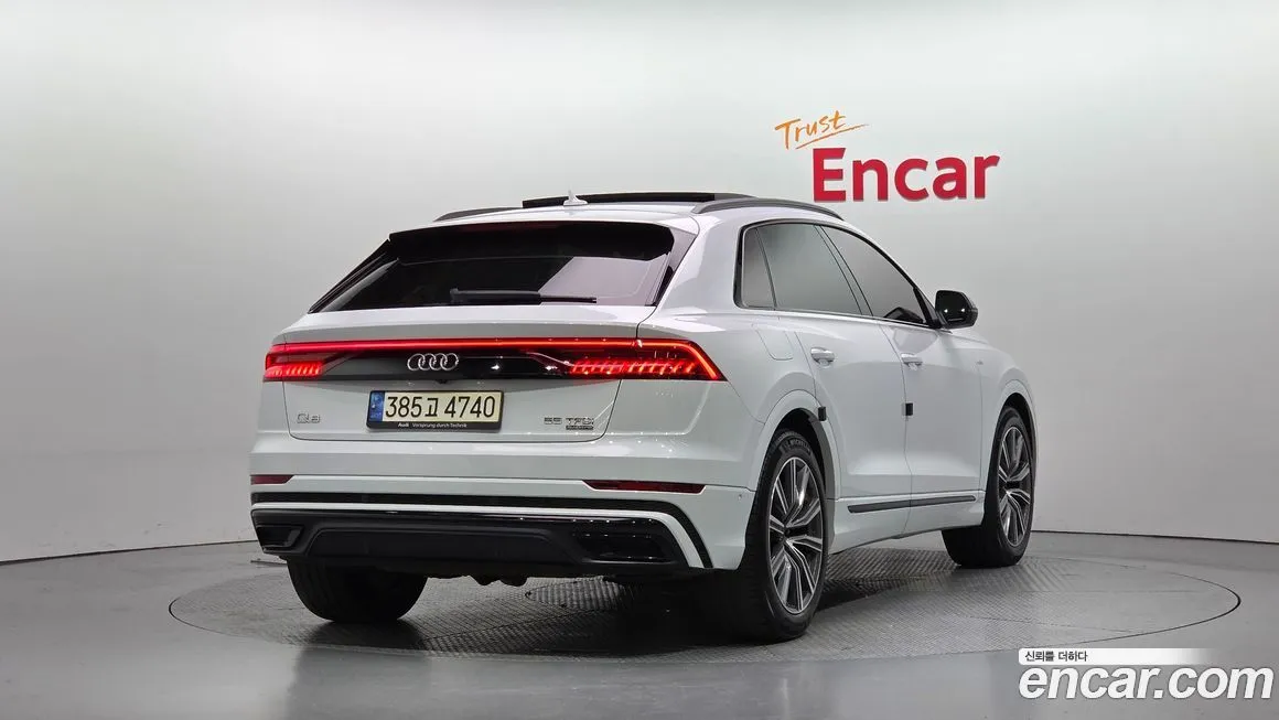 Audi Q8 2021 из KR, фото 2