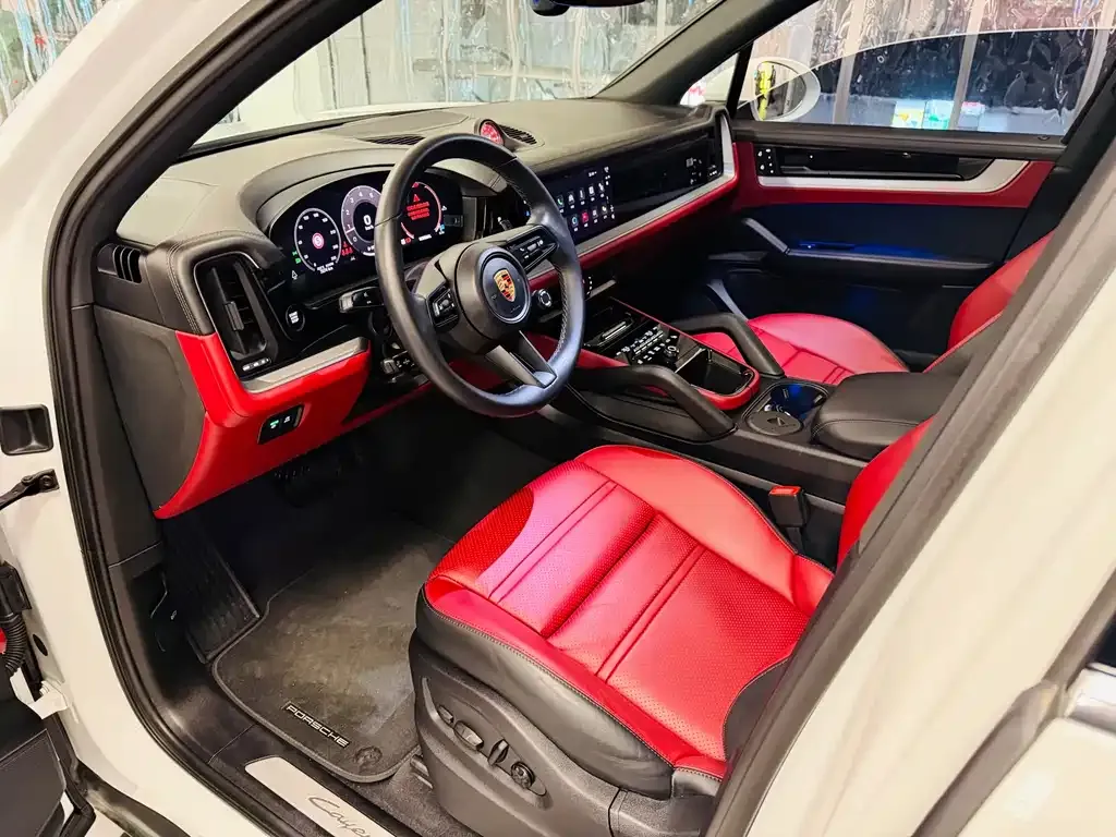 Porsche Cayenne 2024 из CN, фото 3