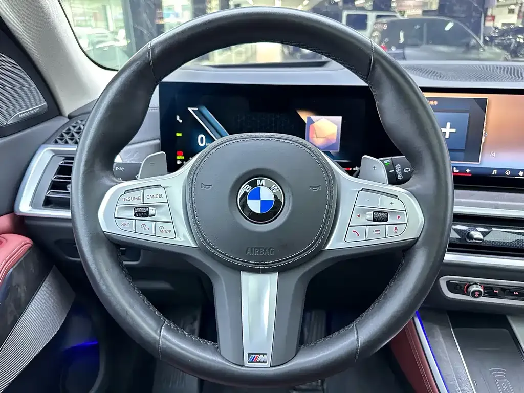 BMW X5 — фото 10