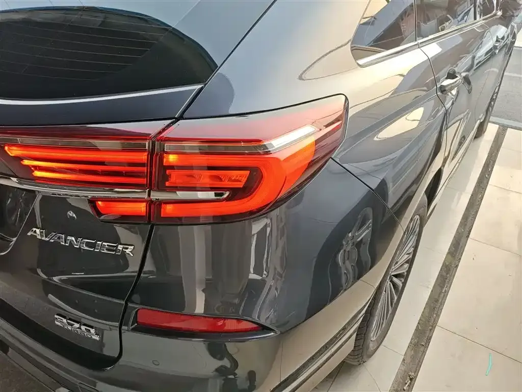Honda Avancier 2023 из CN, фото 8