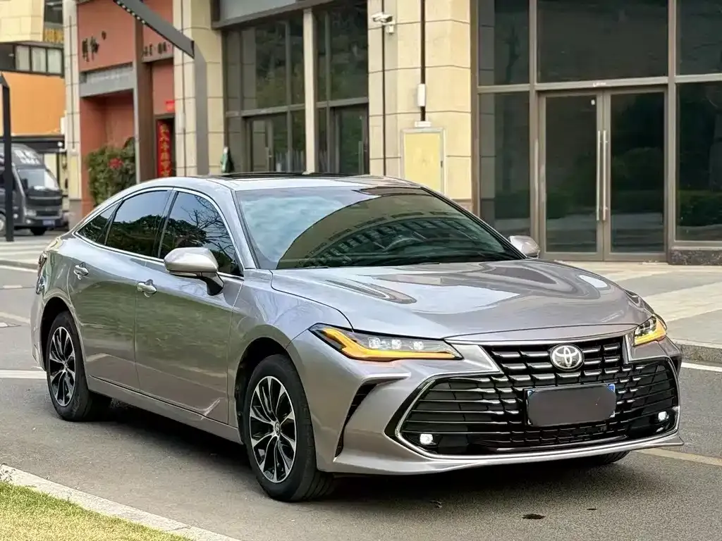 Toyota Avalon 2023 из CN, фото 3