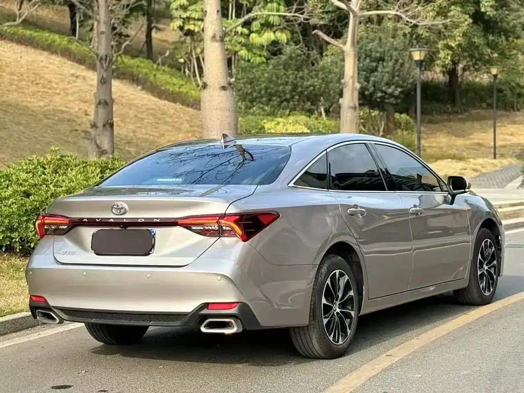Toyota Avalon 2023 из CN, фото 9