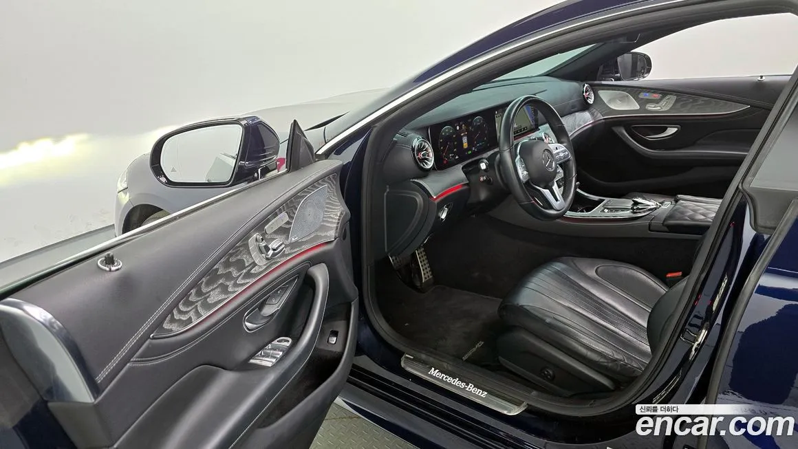Mercedes-Benz CLS-Class — фото 10