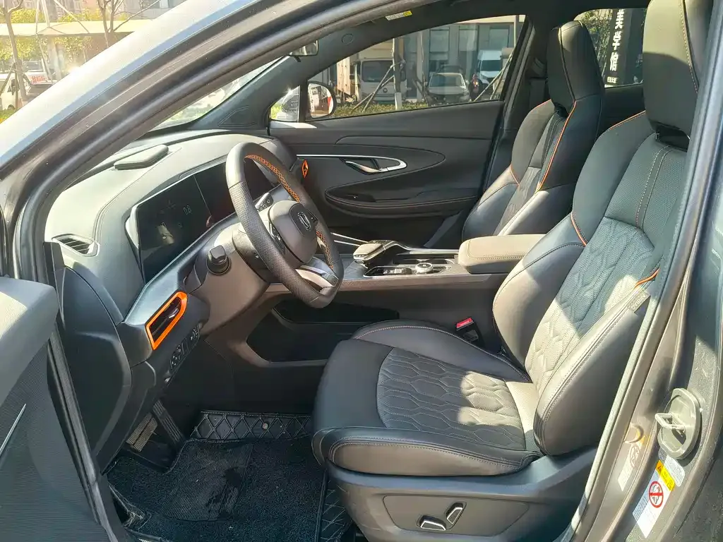 Changan UNI-T 2023 из CN, фото 8