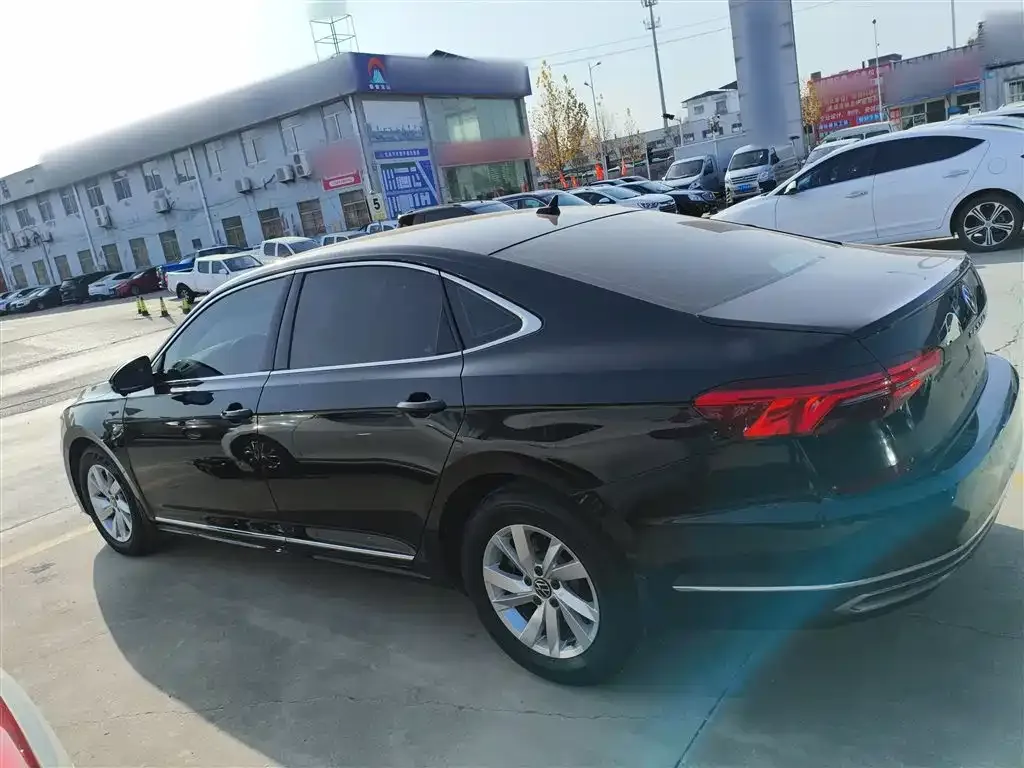 Volkswagen Passat 2021 из CN, фото 5