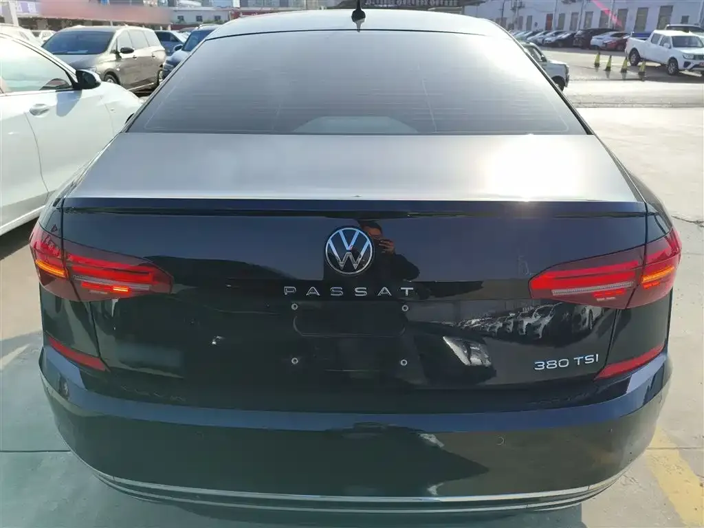 Volkswagen Passat 2021 из CN, фото 6