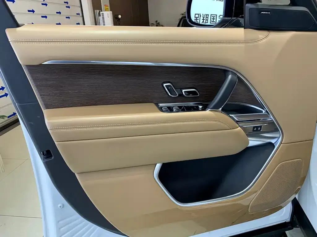 Land Rover Range Rover 2023 из CN, фото 10