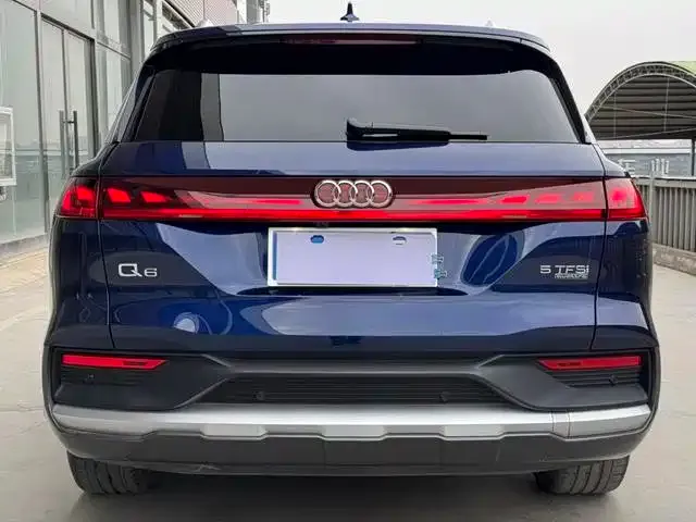 Audi Q6 2022 из CN, фото 5