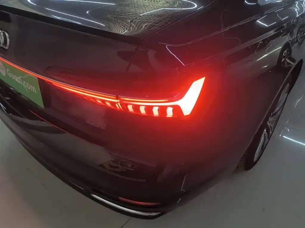 Audi A6L 2022 из CN, фото 8