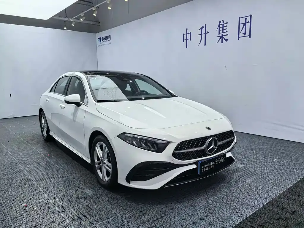 Mercedes-Benz A-Class 2023 из CN, фото 2
