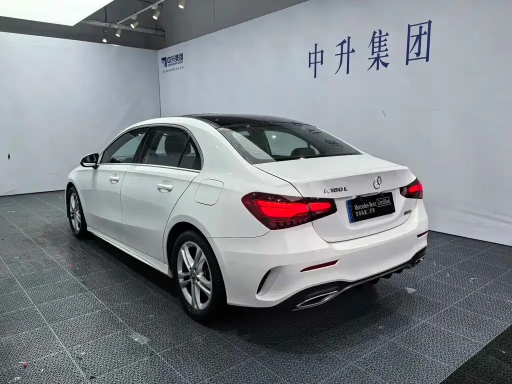 Mercedes-Benz A-Class 2023 из CN, фото 5
