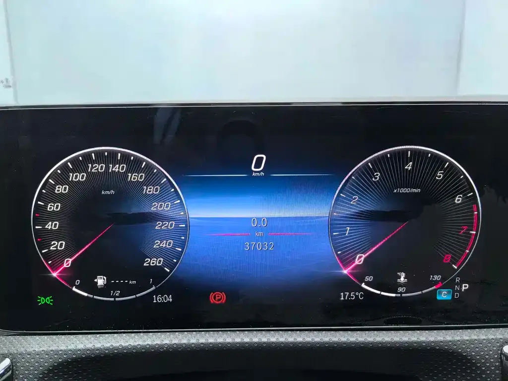 Mercedes-Benz A-Class 2023 из CN, фото 7