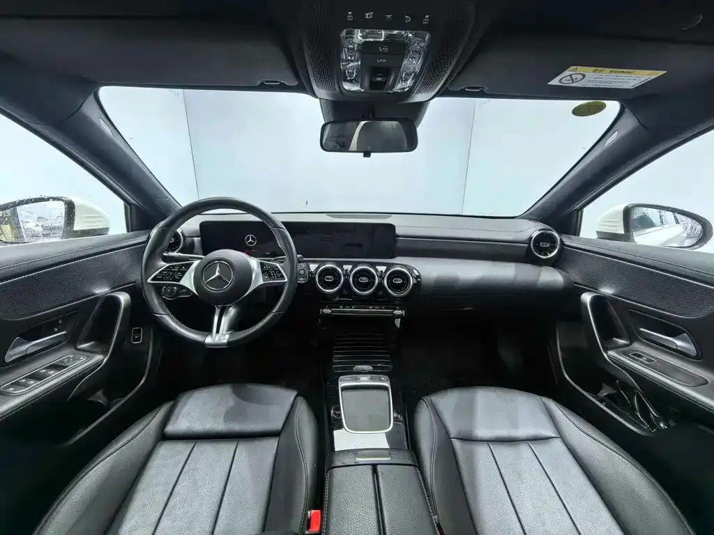 Mercedes-Benz A-Class 2023 из CN, фото 9
