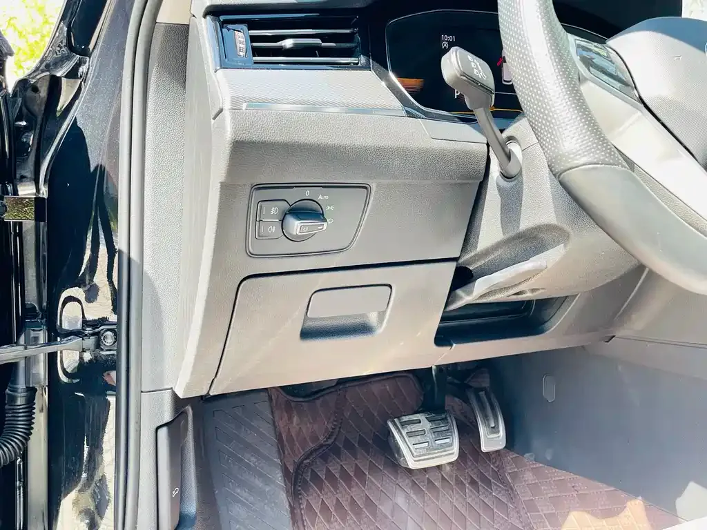 [object Object] Magotan 2023 из CN, фото 8