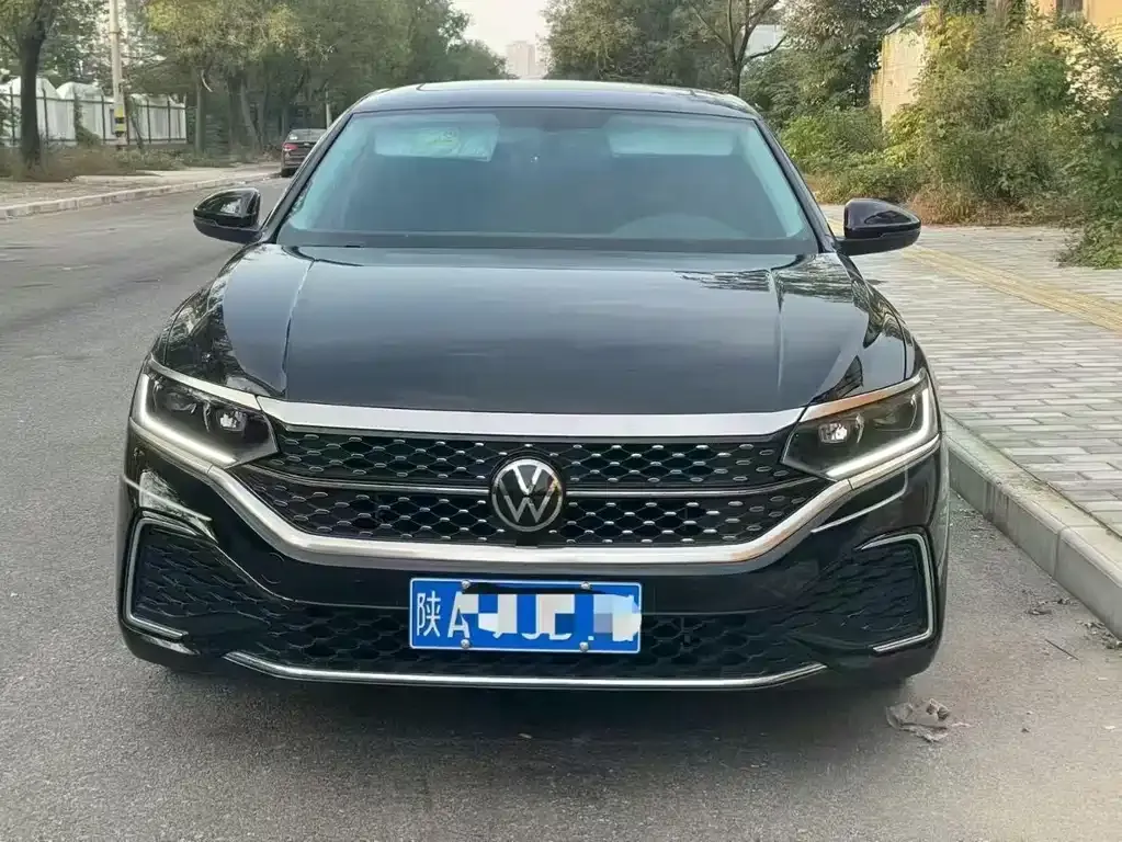 Volkswagen Passat 2024 из CN, фото 3