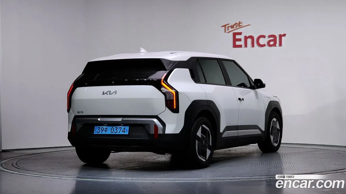 Kia EV3 2025 из KR, фото 2